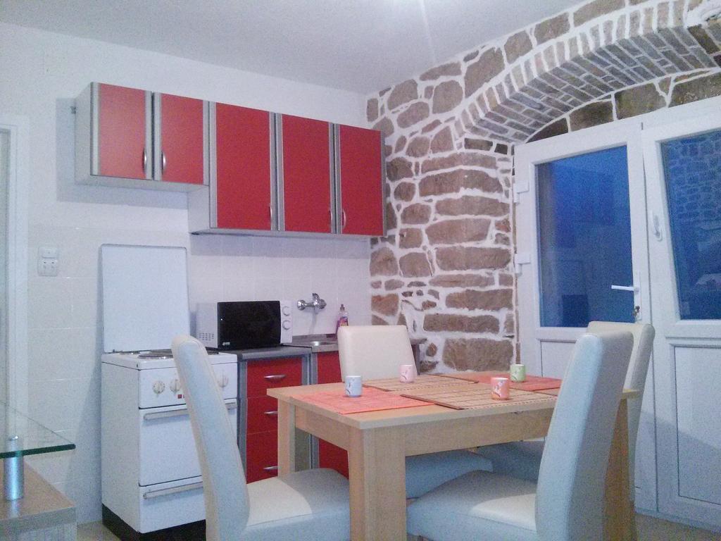 Holiday House Popovic Sućuraj المظهر الخارجي الصورة