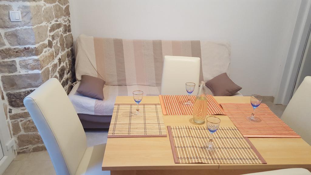 Holiday House Popovic Sućuraj المظهر الخارجي الصورة